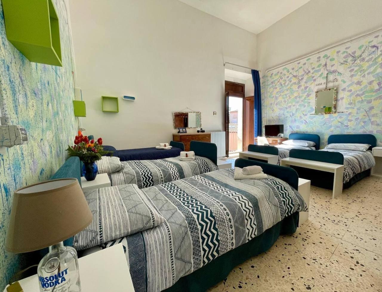 Casa di Chiara Hostel Crotone Bagian luar foto