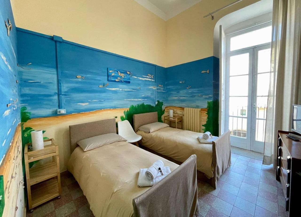 Casa di Chiara Hostel Crotone Bagian luar foto