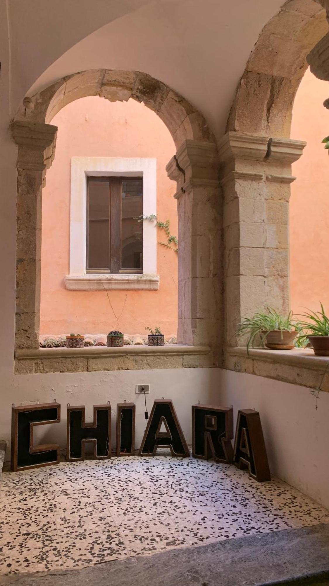 Casa di Chiara Hostel Crotone Bagian luar foto