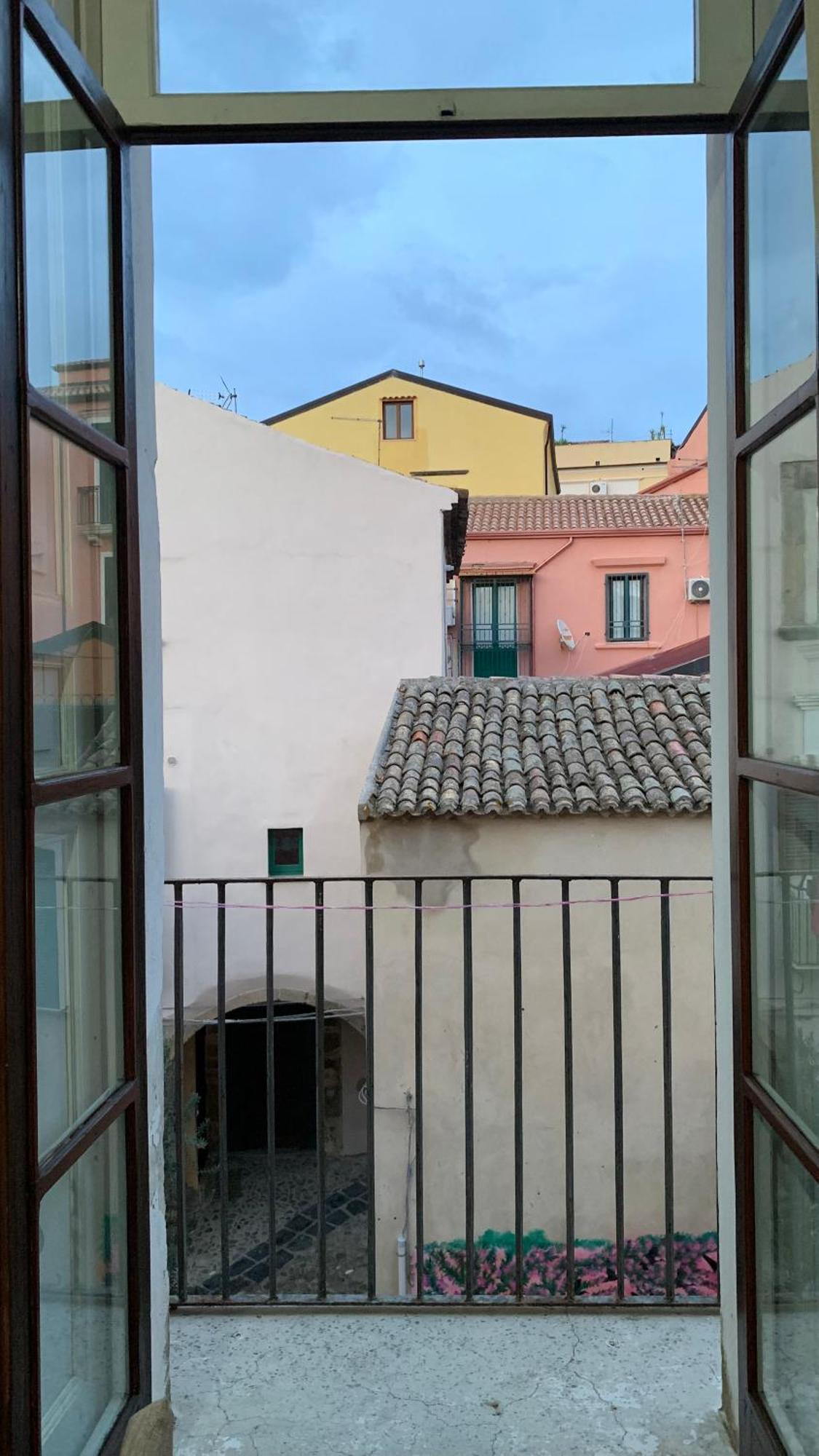 Casa di Chiara Hostel Crotone Bagian luar foto