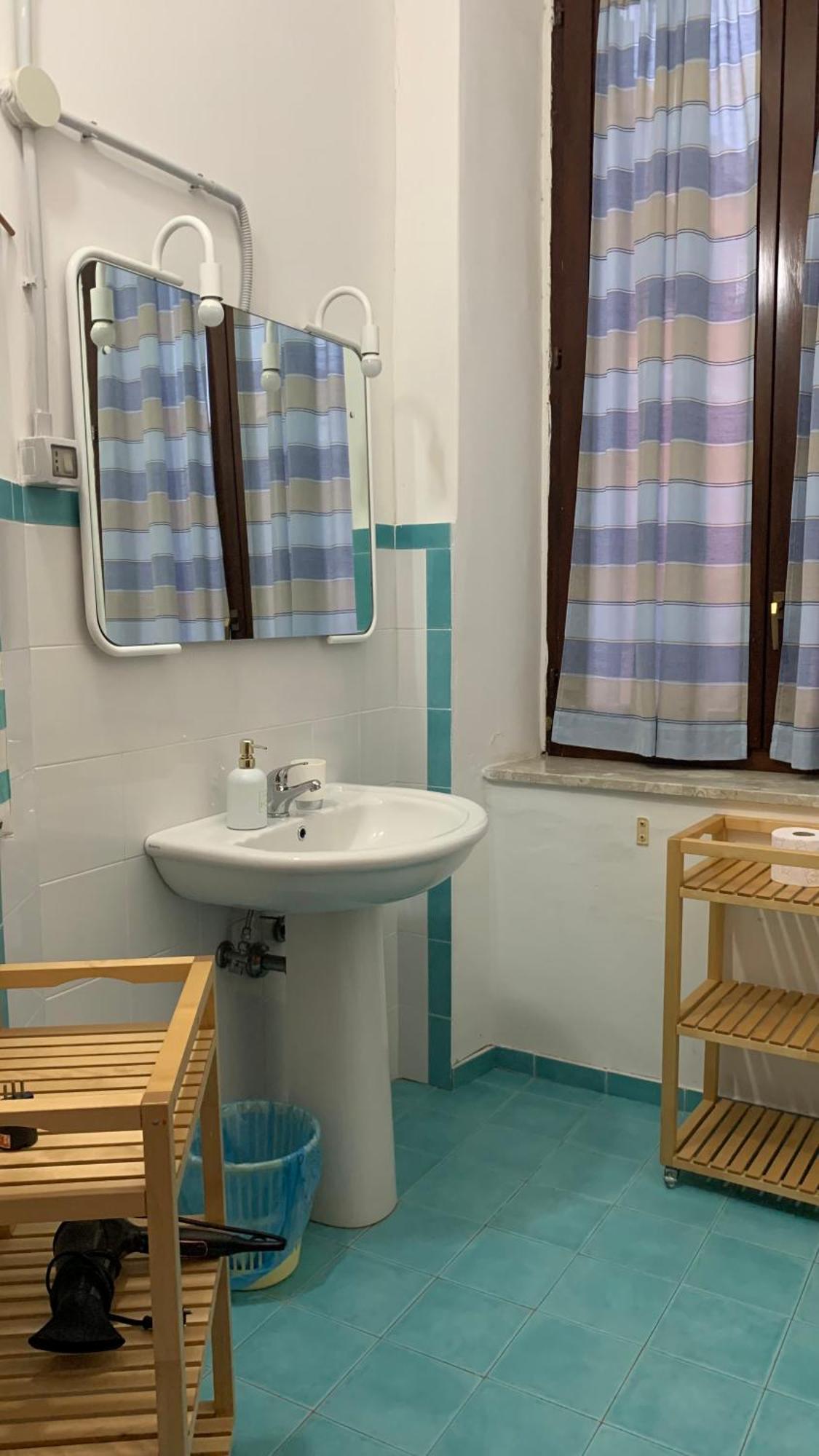 Casa di Chiara Hostel Crotone Bagian luar foto